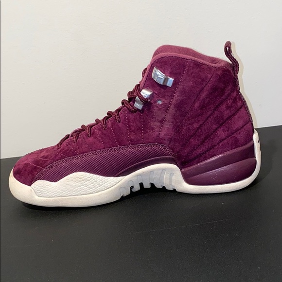 🔥Jordan retro 12 “Bordeaux” size 5Y - Picture 4 of 9